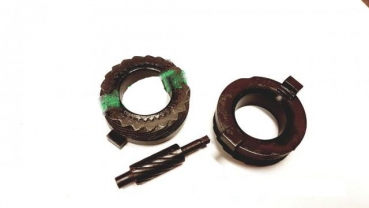 Antrieb Tachorad mit Ritzel Set neue Passgenaue Version  aus Metall Typ517 Typ515 Typ529 Tyo530 usw. Tachorad mit Ritzel  Typen 515 517  Auch Nummern  515-15.106 Tachoritzel 12z 515-15.100 Gewindestutzen 515-15.605 Tachorad 21z
