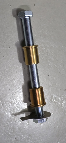 Schwingachse für Schwinge hinten M50 M25 Typ434 M12x1,5x134 komplett