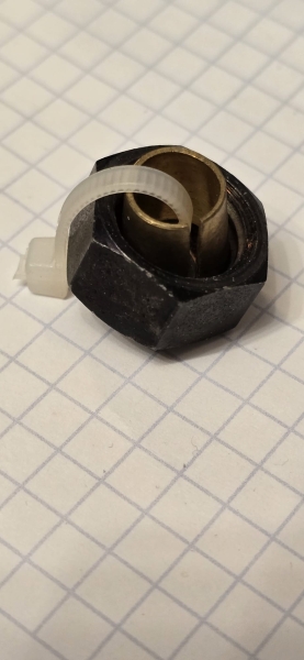 Spannmutter bef. Spiegel ZKW Armaturen